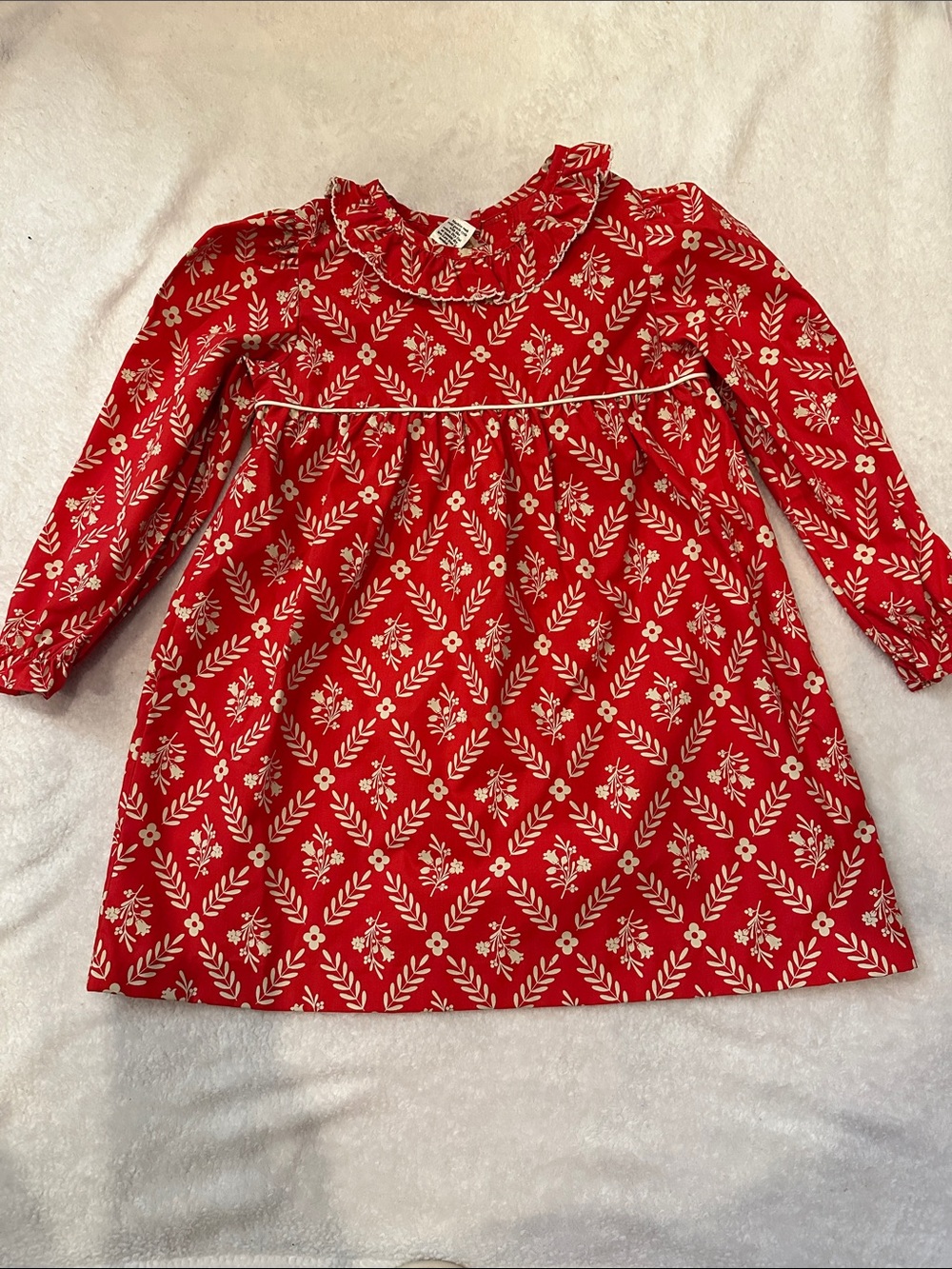 The Beaufort Bonnet Co Red Floral Long-Sleeve Ruffled Neck Dress 3T